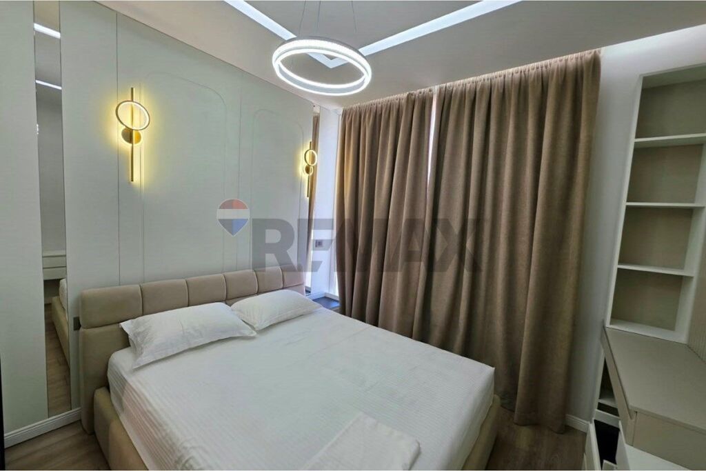 🏡 PENTHOUSE EKSKLUZIV PËR SHITJE – LUNGOMARE, VLORË 🌊