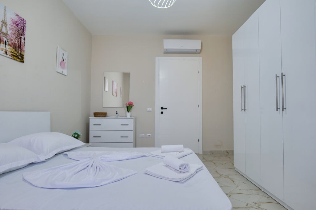 Apartament 2+1+2 me pamje deti tek 27 Kateshi ne Vollga