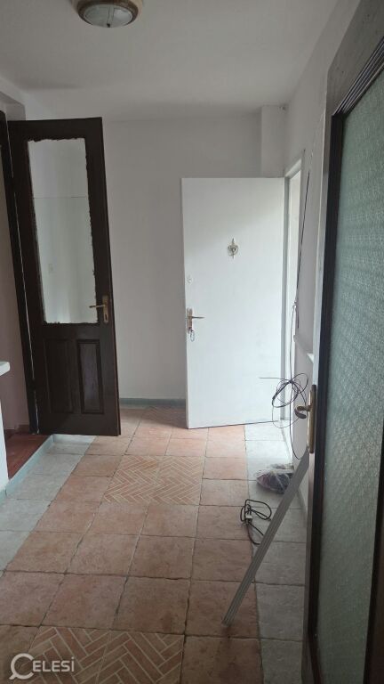 1+1 apartment for rent at the former Durresi Restaurant (40,000 lek)