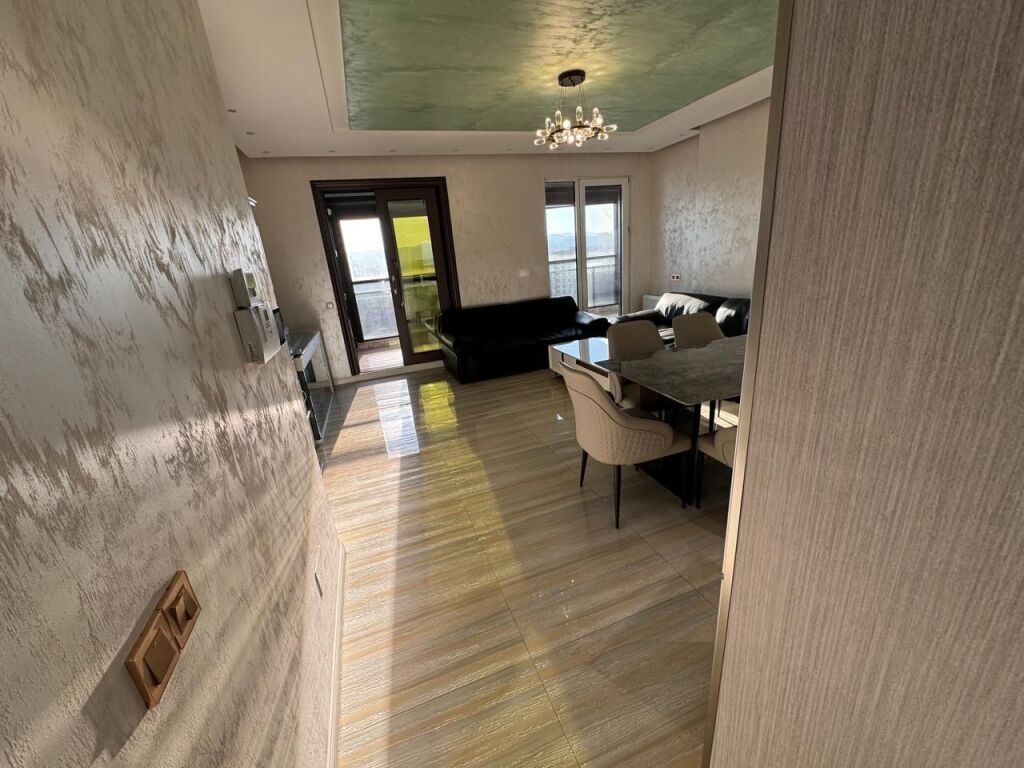 Appartamento in Affitto 2+1+1 Posto Auto+2 Bagni + 1 Balcone