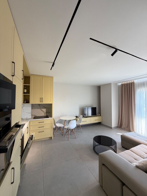 🌊 APARTMENT FOR SALE 1+1 IN QERRET – DIRECT ACCESS TO THE SEA! 🏖️