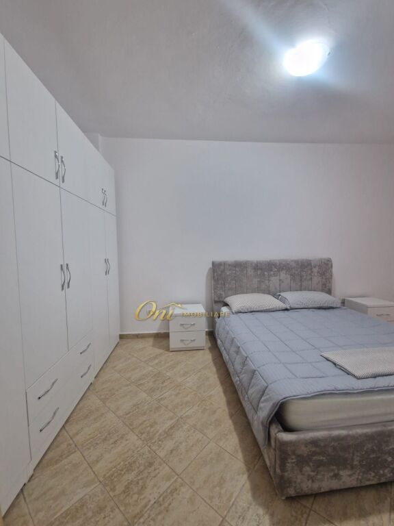 RRUGA E KAVAJES APARTAMENT PER QERA 2+1