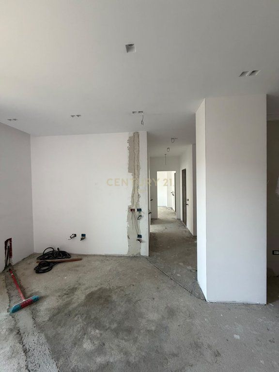Shitet apartament 2+1+2 në Oasis Residence – 260,000 € 260,000 €