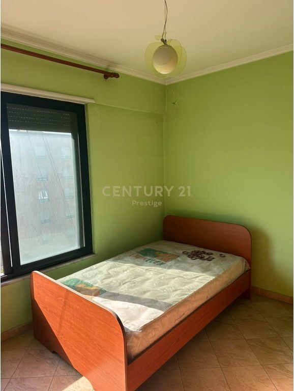 APARTAMENT 2+1+2 ME QIRA TEK GLOBE!