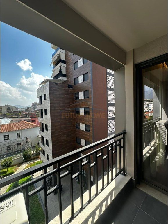 Qira, Apartament 1+1, Shkolla e Kuqe, Tiranë.