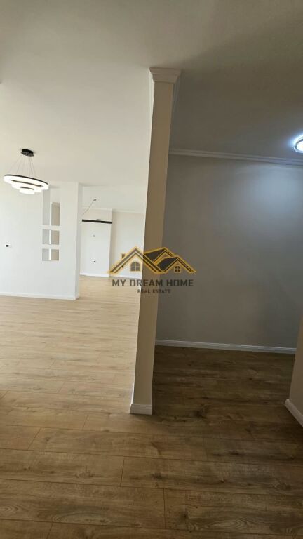 SHITET APARTAMENT 3+1+3T+Verand+Ballkon PLAZH ILIRIA DURRES