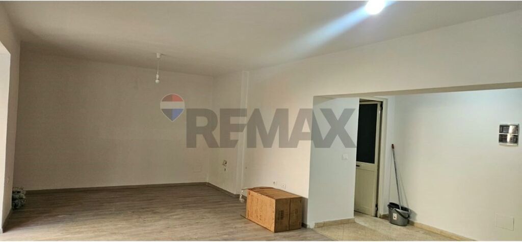 BUSINESS PREMISES FOR RENT | FORMER-BLOCK