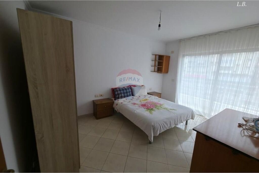 Appartamento - In Affitto - Centro Kristal, Tirana