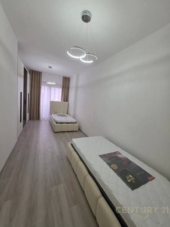 Jepet me qira apartament 2+1+2 ne Kompleksin Paralel Living!