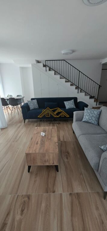 SHITET DUPLEX 2+1+POST PARKIMI TEK RRUGA VIENA NE GOLEM !