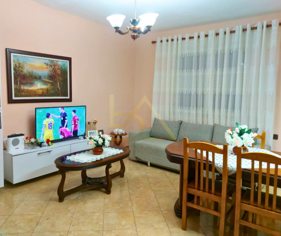 SHITET APARTAMENT 2+1 + DEPO – VARRI I BAMIT, TIRANË