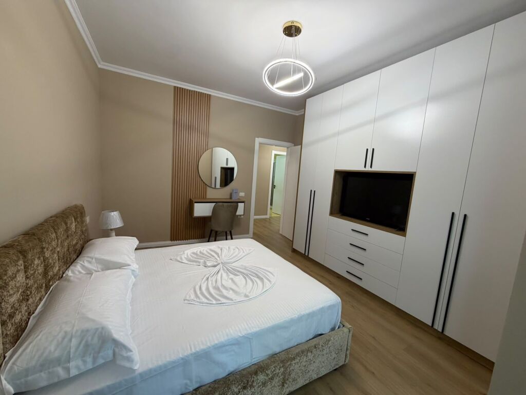 Appartamento 2+1+2 in Affitto presso il Giardino Botanico | Appena Arredato + Parcheggio Incluso 1.200 € /Mese Superficie Totale  110m2