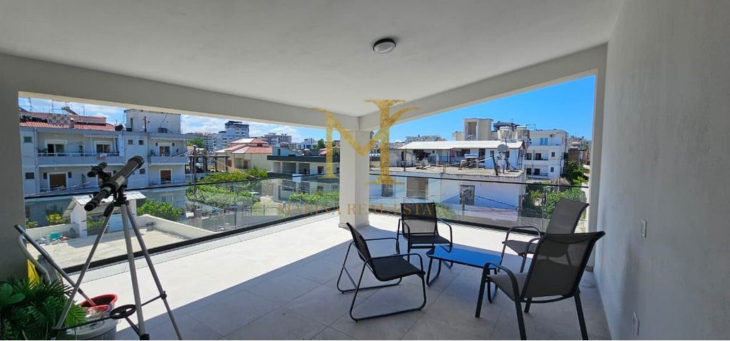 3-STORY VILLA FOR SALE IN RROTA E KUQE BEACH ONLY 400M FROM THE SEA!