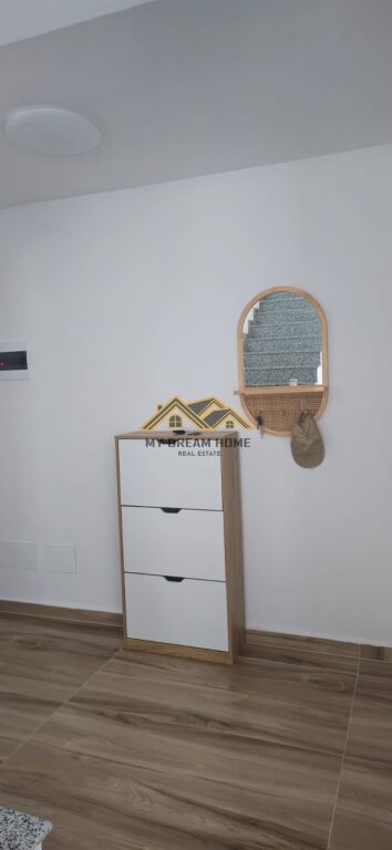 SHITET DUPLEX 2+1+POST PARKIMI TEK RRUGA VIENA NE GOLEM !