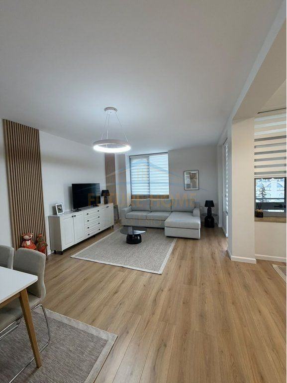 Qira, Apartament 2+1+2, Qendër OPP75531