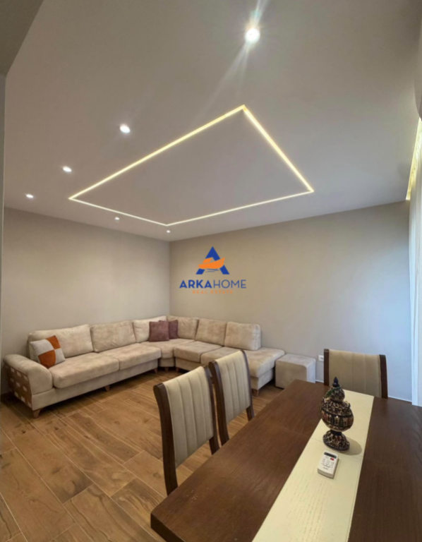 3+1 APARTMENT FOR RENT WITH BALCONY "AT THE MADRASA" 80,000 LEKE