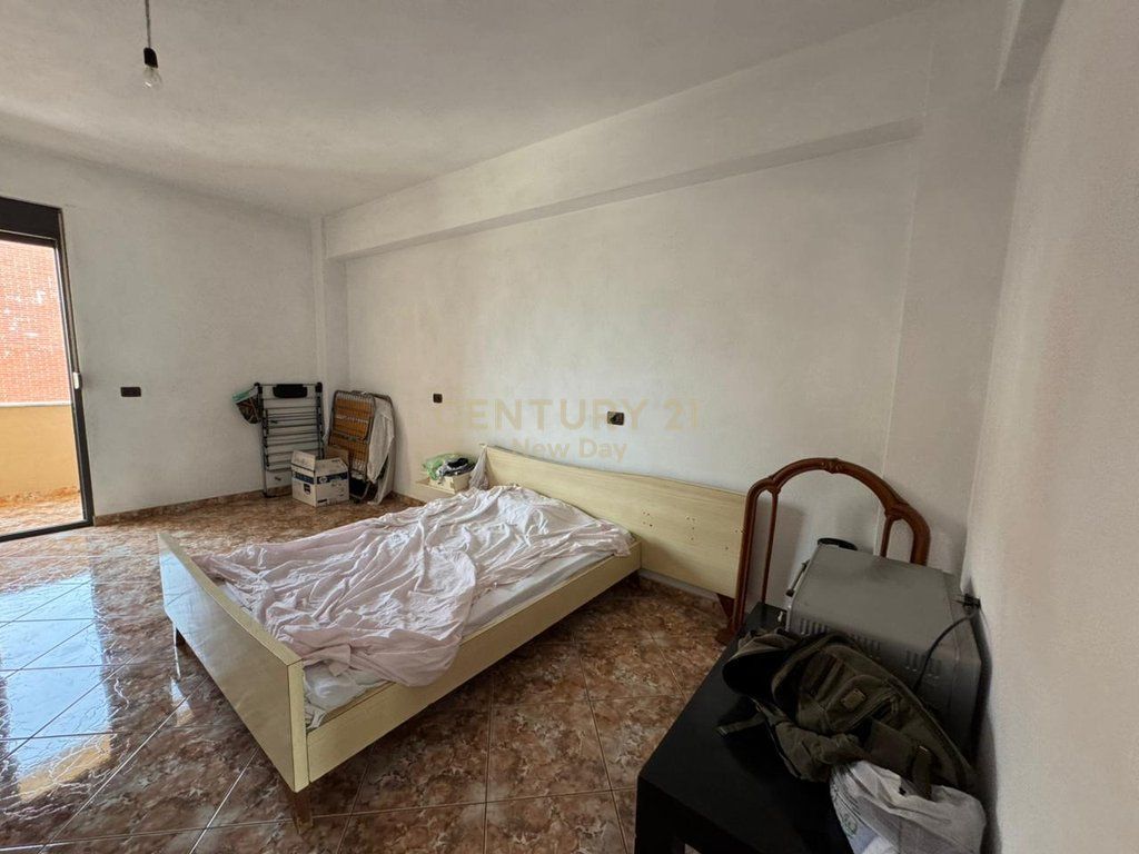 Apartament 3+1+2Tualete + 3 Ballkone Për Shitje në Stadiumi, Durrës - 137,000€ | 124 m²