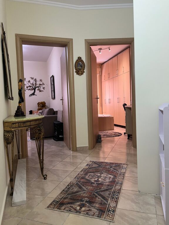  JEPET ME QIRA APARTAMENT 1+1 