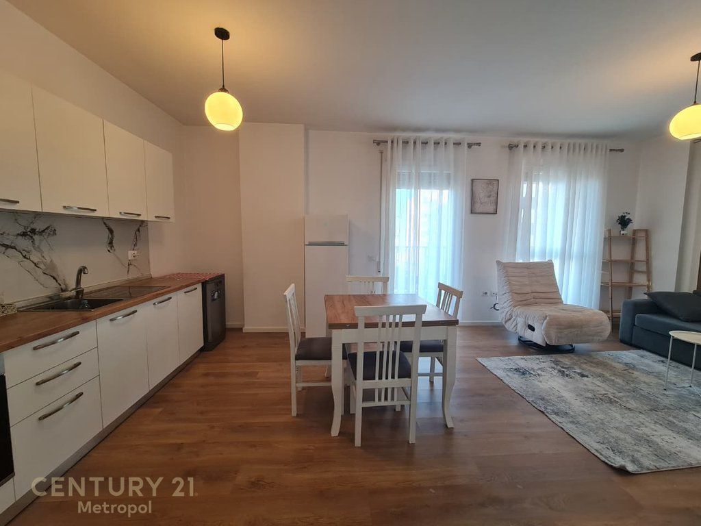 APPARTAMENTO 2+1+2 IN AFFITTO – TRIO TOWER, DON BOSKO 870 € /Mese 80,000 Lekë /Mese