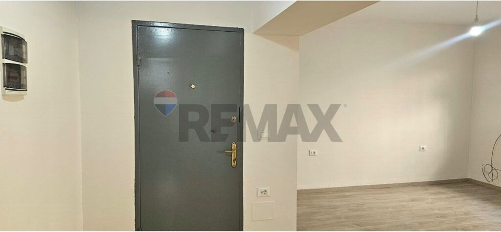 BUSINESS PREMISES FOR RENT | FORMER-BLOCK