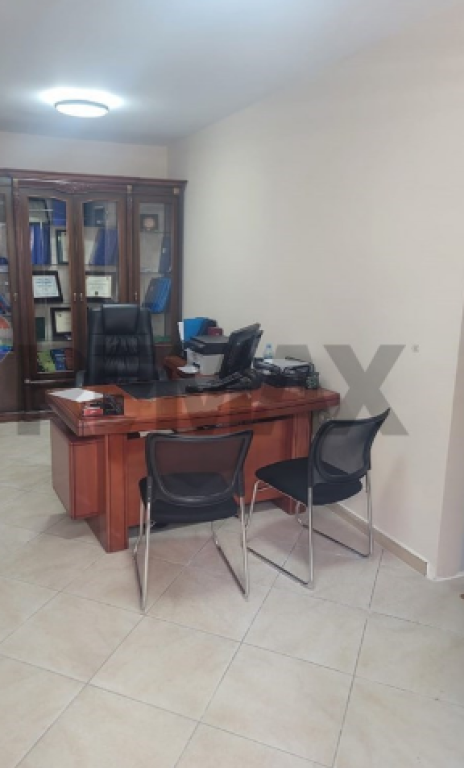 Office - For Rent - Former Exhibition, Tirana