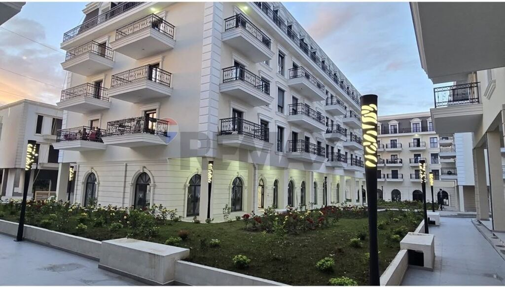 Apartament - Për Shitje - Mjull Bathore, Tiranë