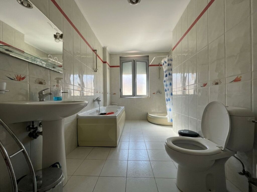 Qira, Apartament 2+1, Zogu i Zi