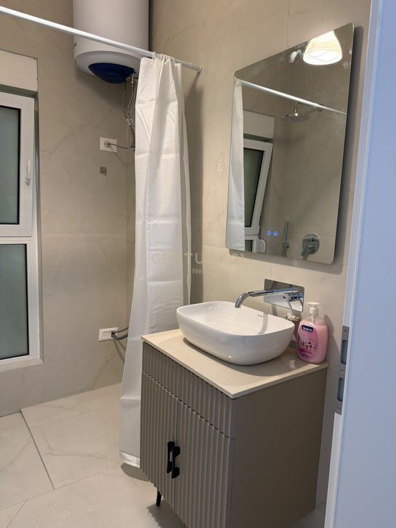 1+1 apartment for rent in Ali Demi-Residenca Kadiu | 45,000 Leke