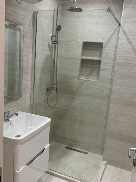 1+1 apartment for rent in Astir near the Molla complex