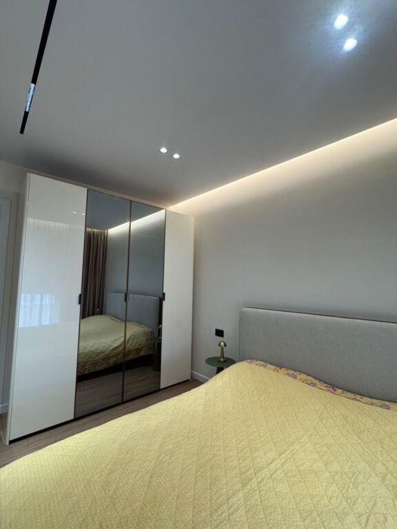 Luxury apartment at the Red School