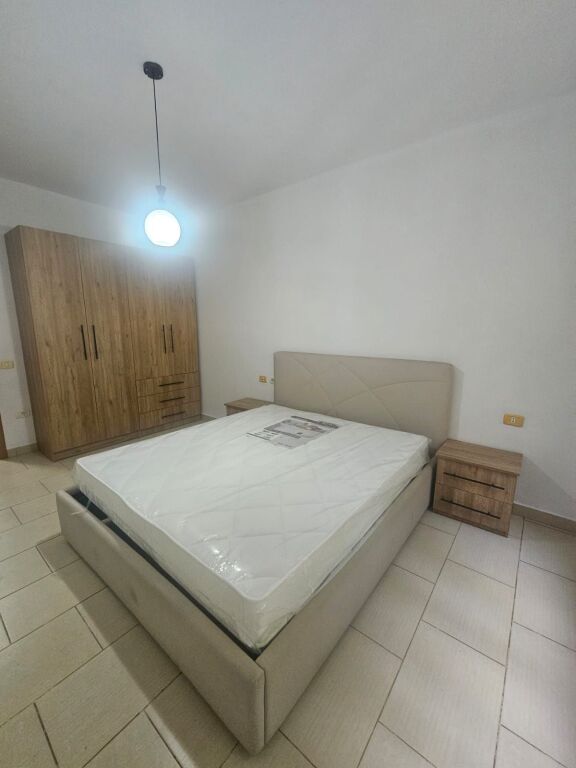 2+1 apartment for rent (450Lek/month) - Fresku Restaurant