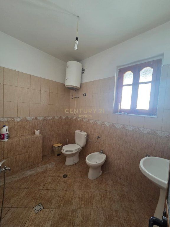 PRIVATE HOUSE FOR RENT 2+1+PARKING SPACE AT KAFJA RREMES
