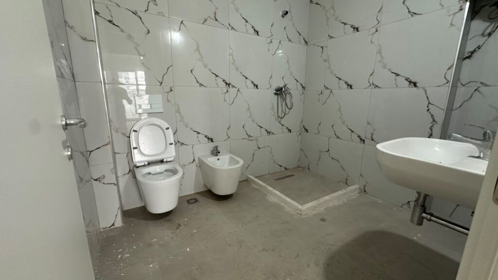 APARTAMENT 1+1 ME QIRA – FARMACIA 10, TIRANË
