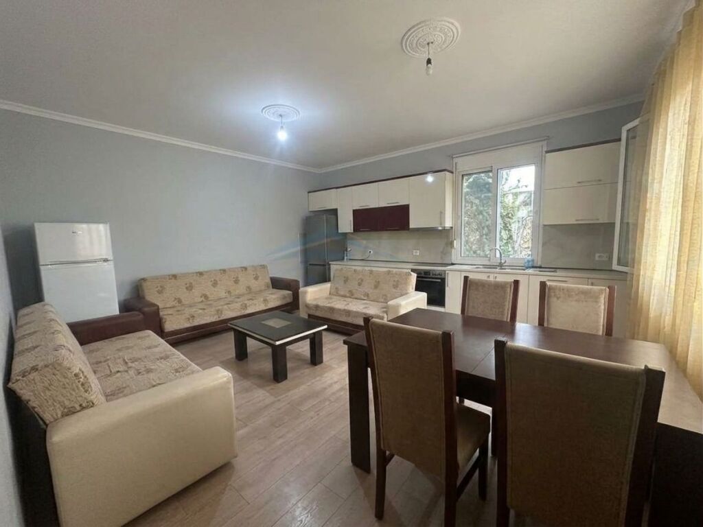 Qira,Apartament 2+1+2,Xhamia Selite,Tirane.