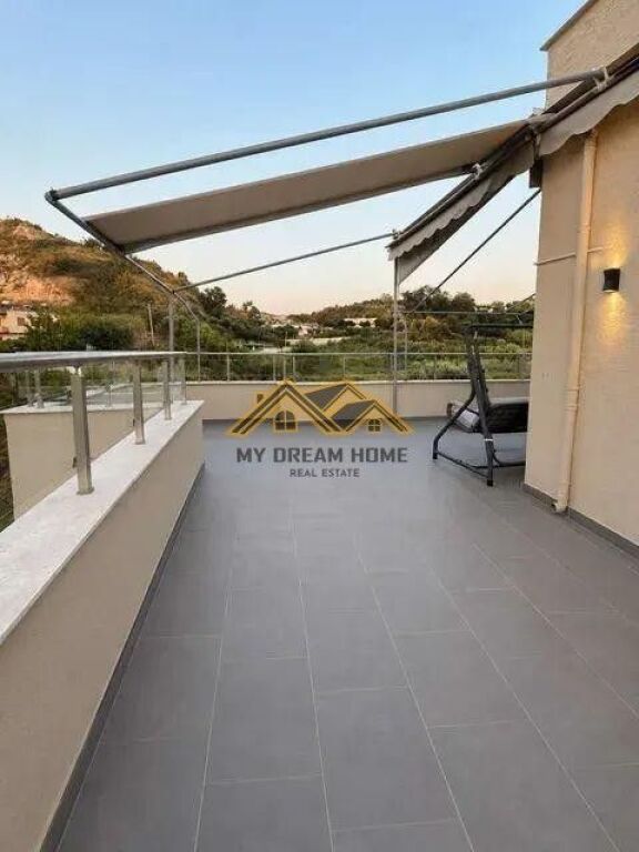 ATTICO 2+1 CON VERANDA DI LUSSO IN VENDITA, SHKEMBI KAVAJES