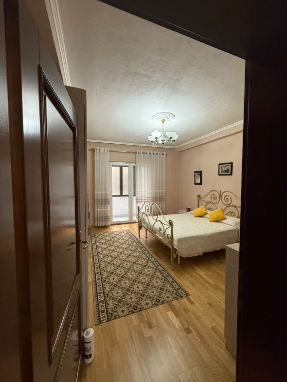  In vendita, Appartamento 4+1+2+Veranda, Myslym Shyri, Tirana