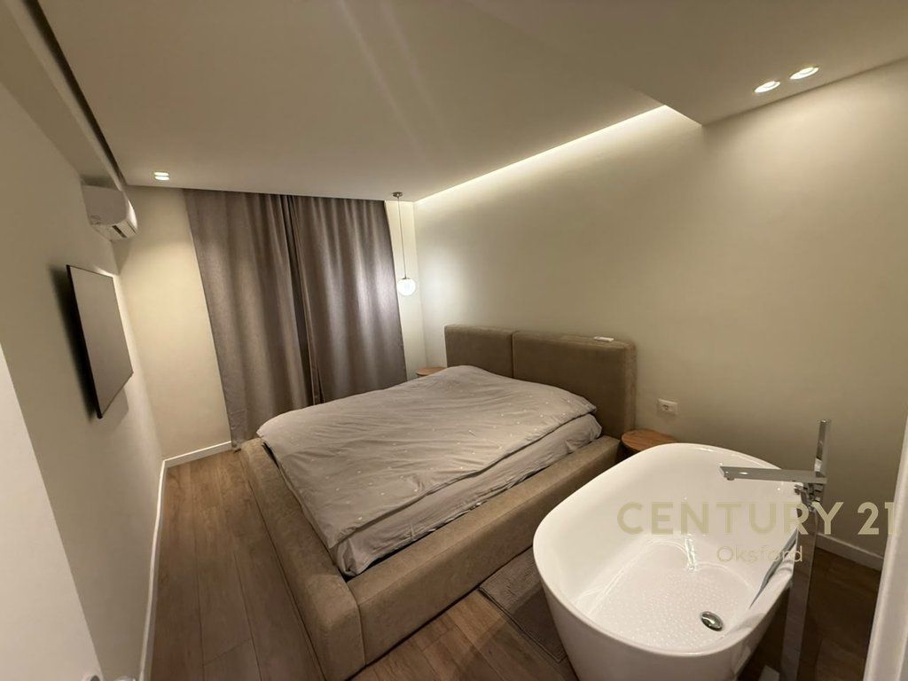 JAPIM ME QIRA APARTAMENT 1+1 TEK SHESHI WILLSON!