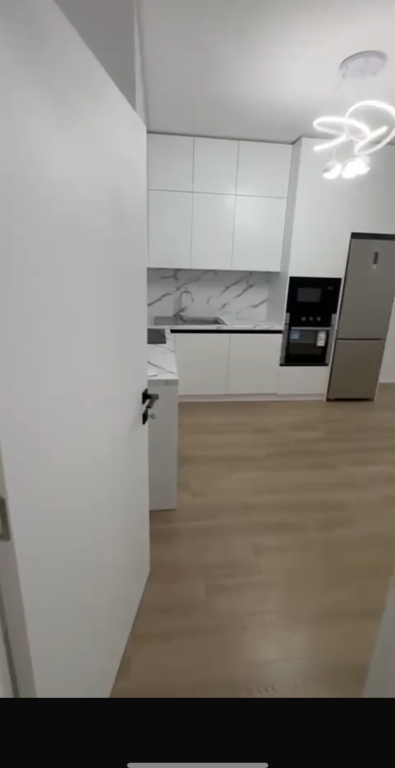 Appartamento 3+1+2+ posto auto in affitto a Paskuqan !