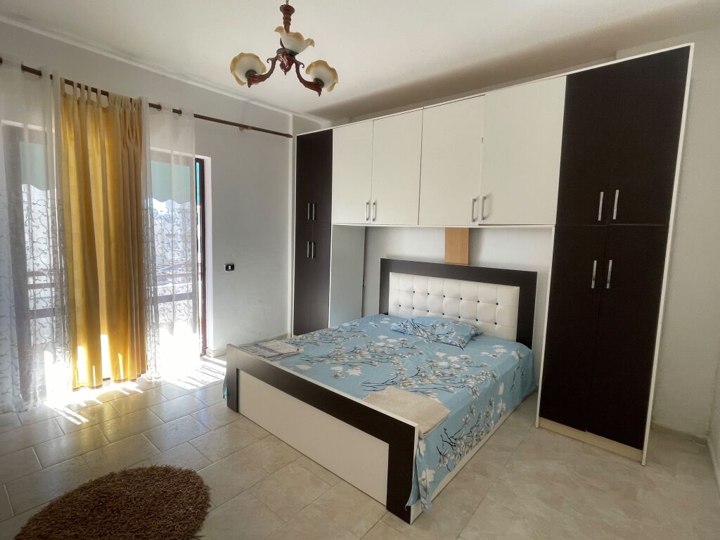 Jepet me qera apartament 1+1 tek kazazi, Durrës