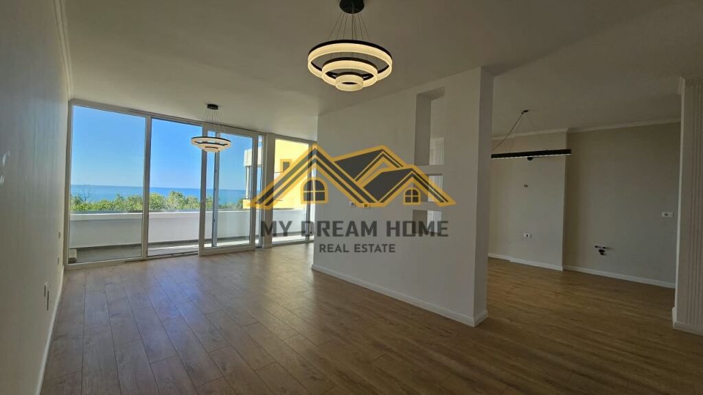 SHITET APARTAMENT 3+1+3T+Verand+Ballkon PLAZH ILIRIA DURRES