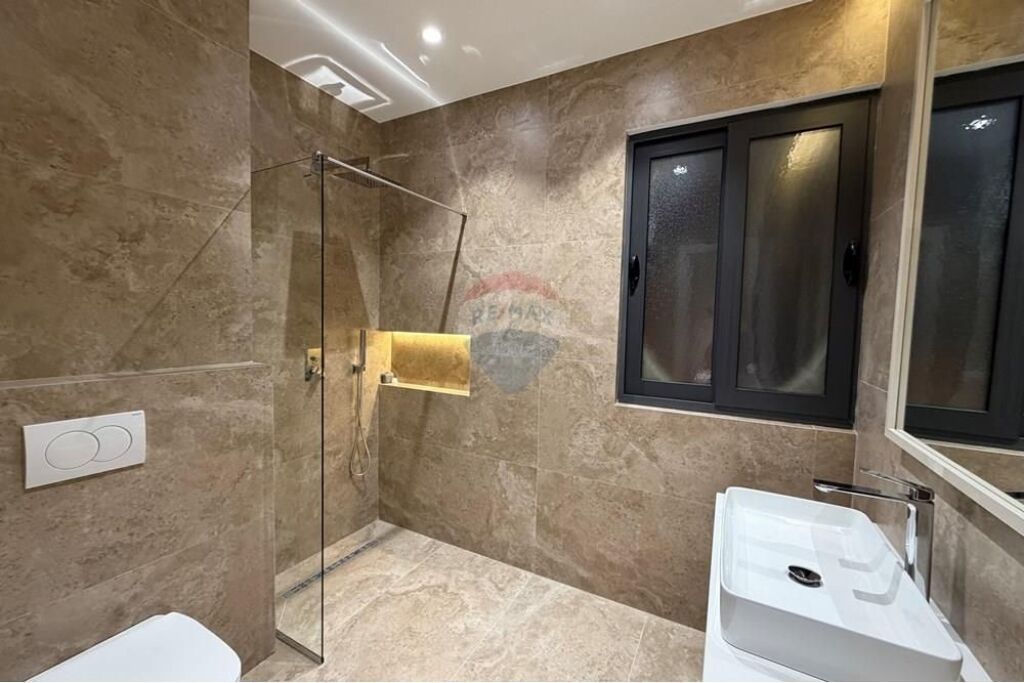 Super apartament per qira 3+1+2,LIQENI I TIRANES,RRUGA E KOSOVARVE