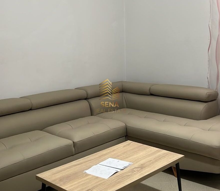 Qira, Hyrje Private 1+1, Porcelan, 35.000 Leke/muaj