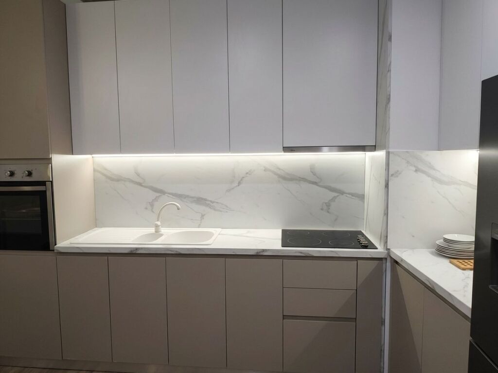 For rent, 1+1+balcony apartment, Ali Demi – Mangalem Residence, 500 Euro/month