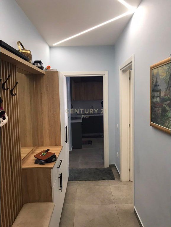 JEPET ME QIRA APARTAMENT 2+1 + POST PARKIMI