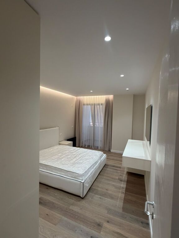 1+1 apartment for rent in Astir near the Molla complex