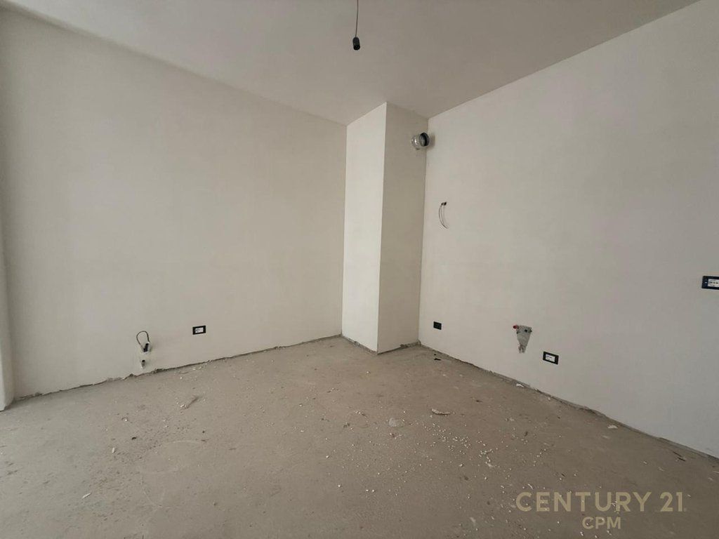 SHESIM APARTAMENT 2+1+2 TEK ORBITAL BULEVARDI I RI!
