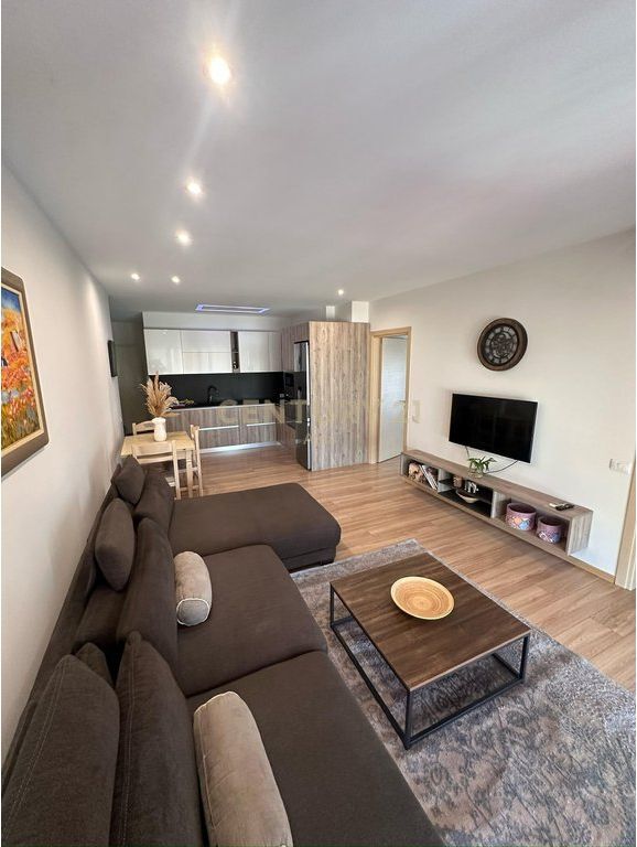 Appartamento 2+1 in Affitto – Ring Center, Zogu i Zi, Tirana