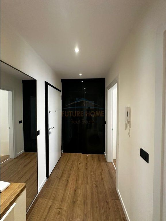 Qira, Apartament 1+1, Shkolla e Kuqe, Tiranë.