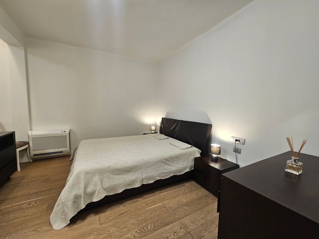 2+1+2 for rent at Willson Square