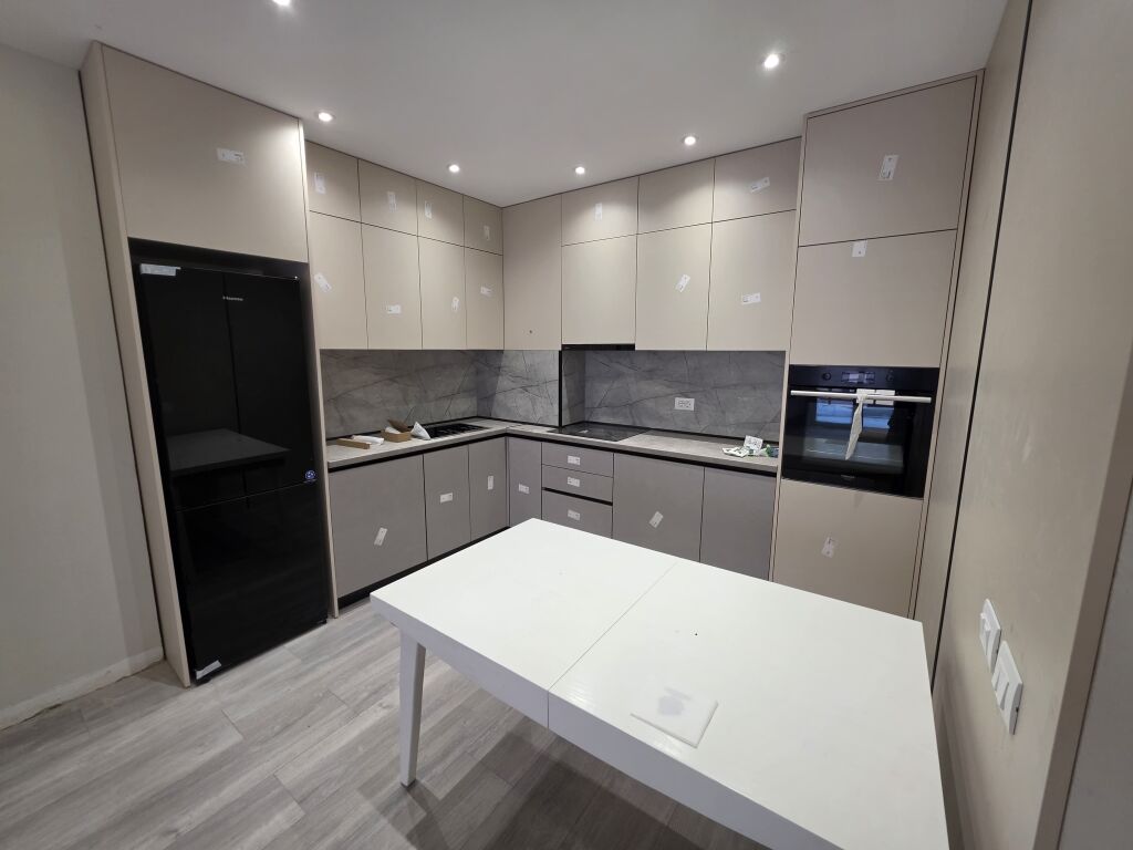 Apartment for rent 2+1+2+parking Zogu i zi Aura Complex